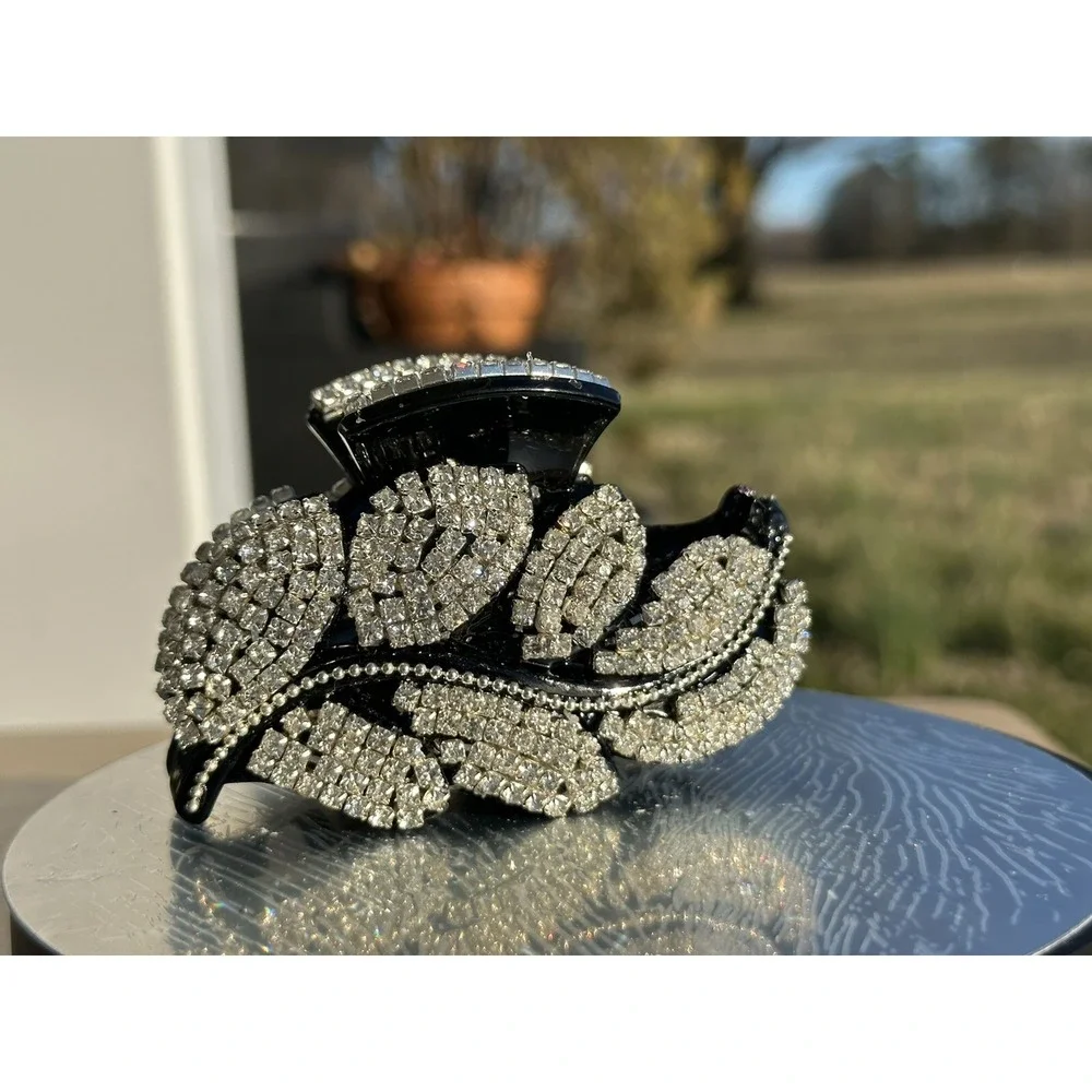 1 New Gorgeous Hair Clip with Shinny Crystals Hair Jewelry Accessories‎